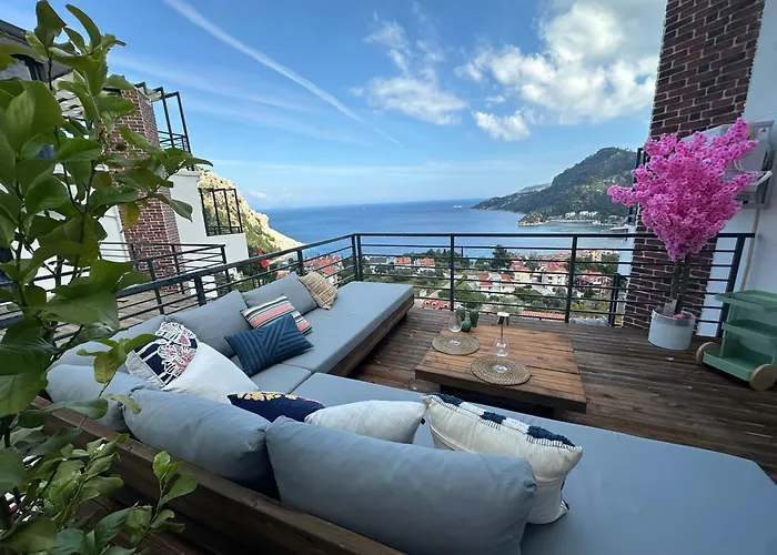 Sweet - Sea View With One Bedroom Daire Turunç