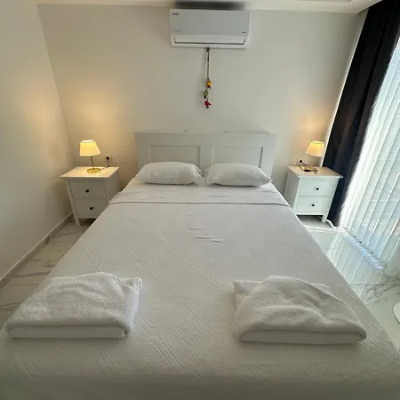 Sweet - Sea View With One Bedroom * تورونشْ